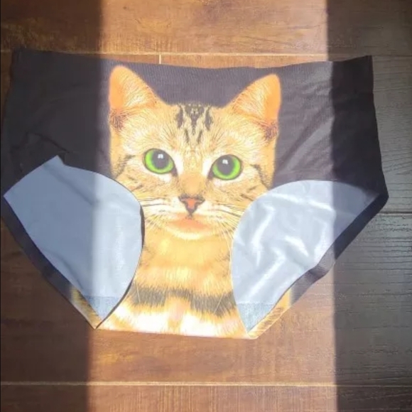 Fun Pussy cat - Picture 3 of 4